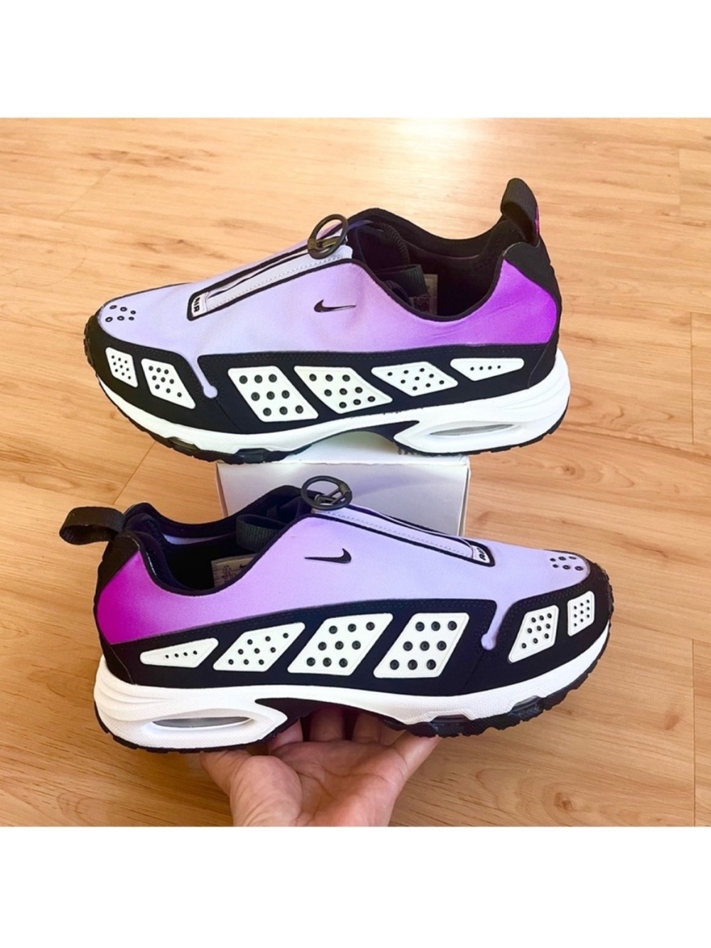 Nike Air Max SNDR (also known as the Air Max Sunder Hyper Violet/Hydrangeas 10.5